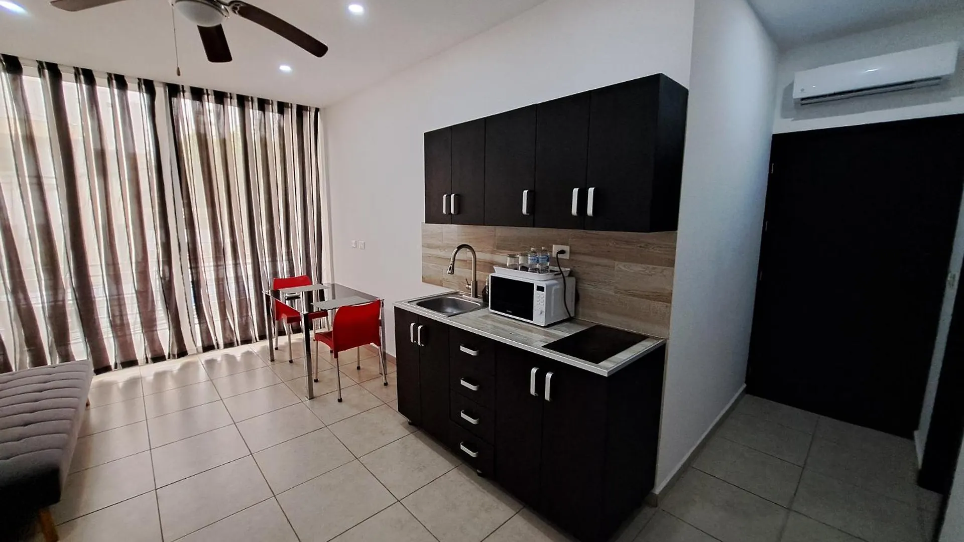 Condo Kiaraluna Playa del Carmen 2*,  México